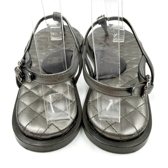 Chanel Thong Sandals Chain CC Logo Dark Silver Leather Quilted Flat 37.5 / 7.5 - Picture 6 of 11